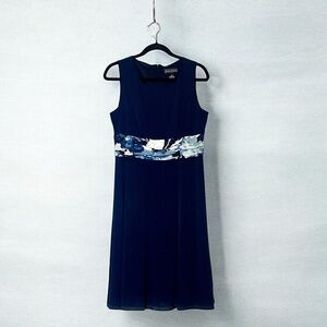 Jessica Howard Women’s Navy Dress with Abstract Waistband Size 12P